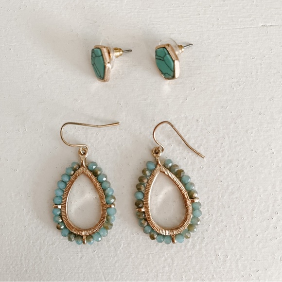 Jewelry - 2 Pair Blue Earrings Gold Base - Stud and Dangly